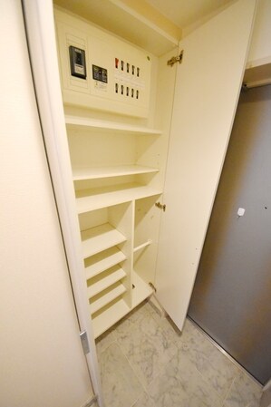 カスタリア新富町IVの物件内観写真